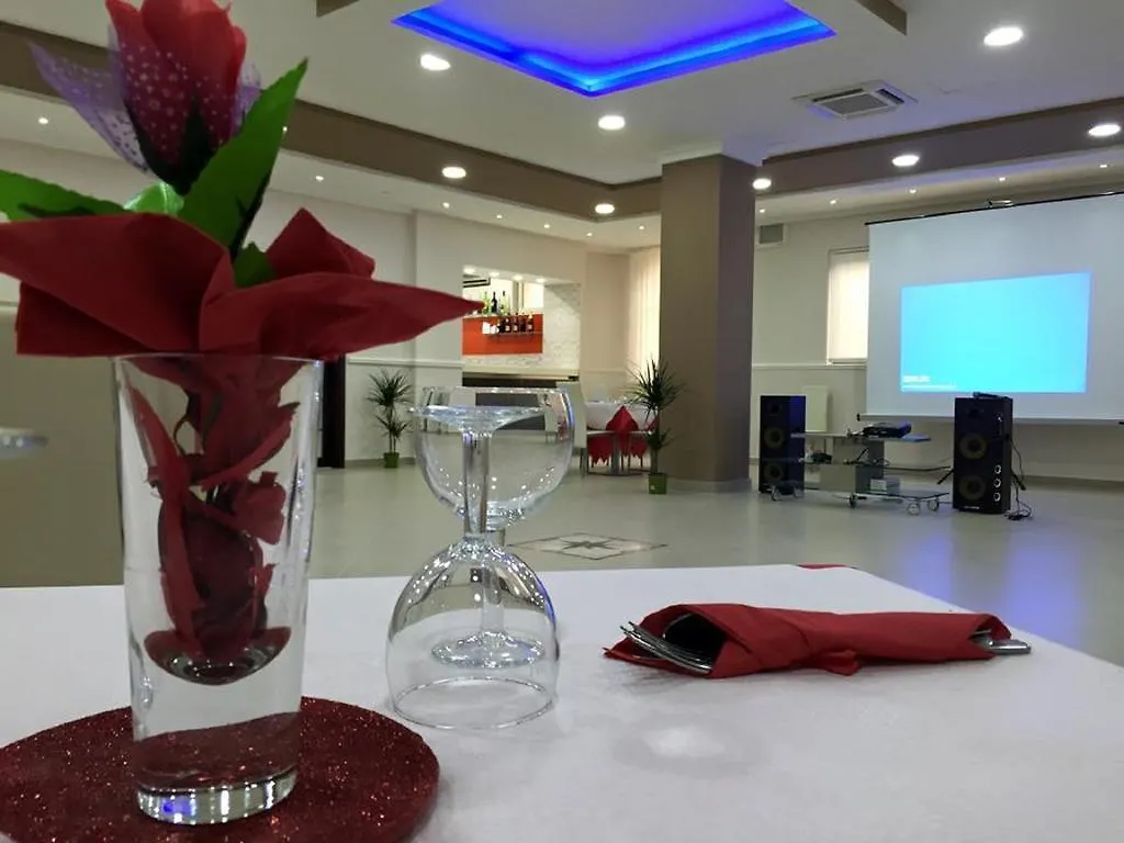 Mg Palace Hotel Costa Del Sole Agnone Bagni 3*,  Italia